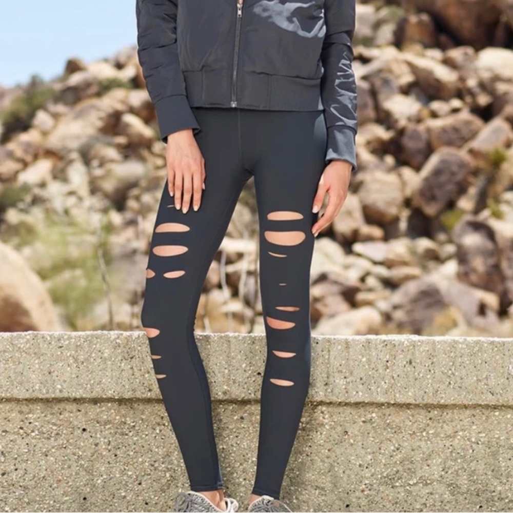 ALO ripped leggings